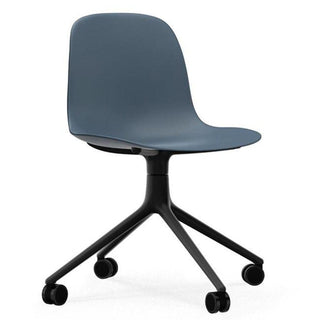 Normann Copenhagen Form polypropylene swivel chair with 4 wheels, black aluminium legs Normann Copenhagen Form Blue - Buy now on ShopDecor - Discover the best products by NORMANN COPENHAGEN design